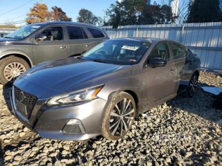 NISSAN ALTIMA SR