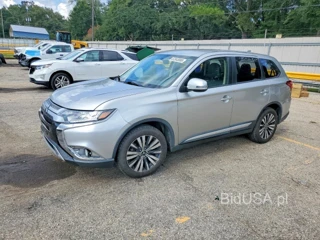 MITSUBISHI OUTLANDER SE