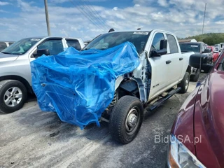 RAM 2500 TRADESMAN