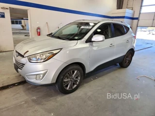HYUNDAI TUCSON SE