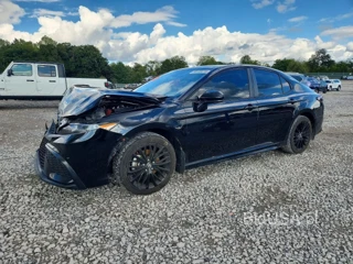 TOYOTA CAMRY SE NIGHTSHADE