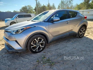 TOYOTA C-HR XLE
