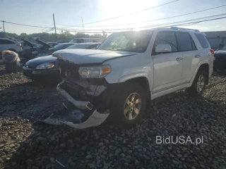 TOYOTA 4RUNNER SR5