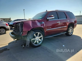 CADILLAC ESCALADE LUXURY