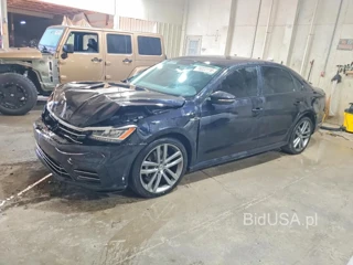 VOLKSWAGEN PASSAT S
