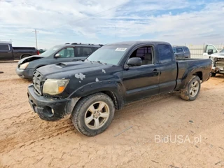 TOYOTA TACOMA X-RUNNER V6