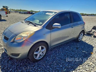 TOYOTA YARIS BASE