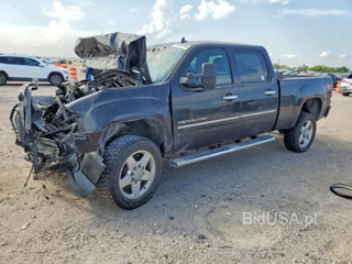 GMC SIERRA K2500 DENALI