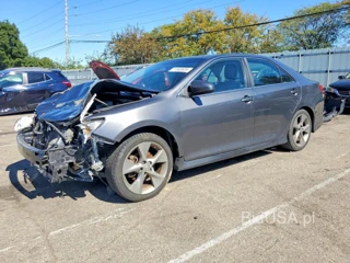 TOYOTA CAMRY SE V6
