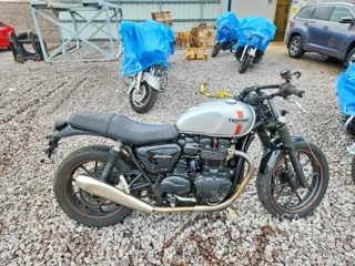 TRIUMPH MOTORCYCLE STREET TWIN