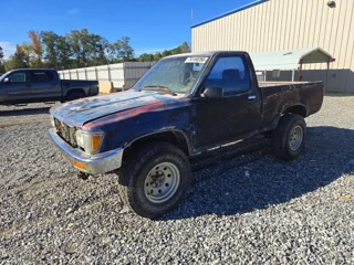 TOYOTA PICKUP 1/2 TON SHORT WHEELBASE DX