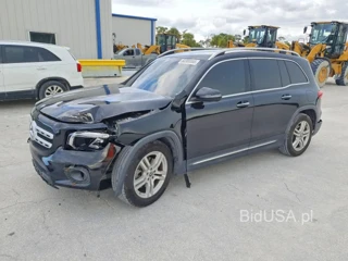 MERCEDES-BENZ GLB 250