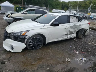 NISSAN ALTIMA SR