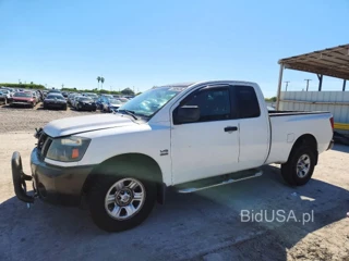 NISSAN TITAN XE