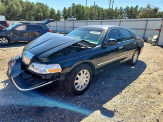 LINCOLN TOWN CAR SIGNATURE LIMITED
