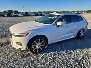 VOLVO XC60 T5 INSCRIPTION