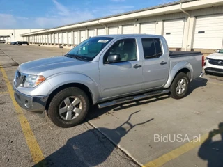 NISSAN FRONTIER SE V6