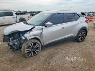 NISSAN KICKS SV