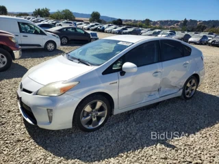TOYOTA PRIUS PERSONA SERIES SE