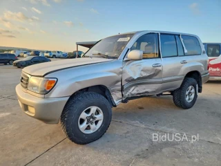 TOYOTA LAND CRUISER BASE