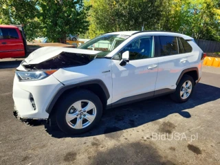 TOYOTA RAV4 XLE HV