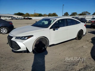 TOYOTA AVALON TRD