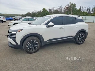 NISSAN KICKS SV