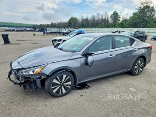 NISSAN ALTIMA SV