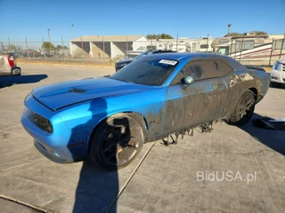 DODGE CHALLENGER SXT