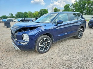 MITSUBISHI OUTLANDER SE