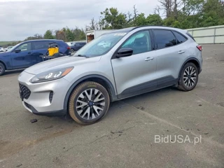 FORD ESCAPE SE SPORT