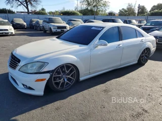 MERCEDES-BENZ S 550