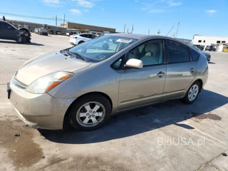 TOYOTA PRIUS BASE