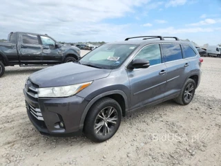 TOYOTA HIGHLANDER LE