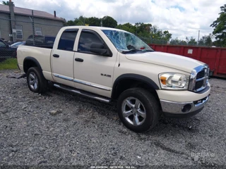DODGE DODGE RAM 1500 SLT