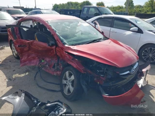 HYUNDAI HYUNDAI ELANTRA GLS