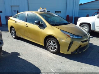 TOYOTA TOYOTA PRIUS LE