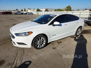 FORD FUSION SE HYBRID