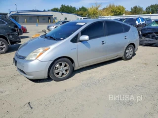 TOYOTA PRIUS BASE