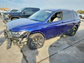 VOLKSWAGEN TIGUAN SE