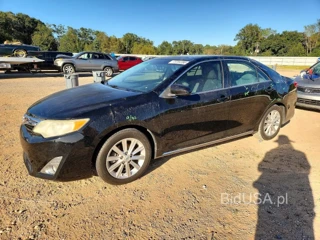 TOYOTA CAMRY XLE