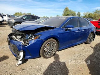 TOYOTA CAMRY XLE