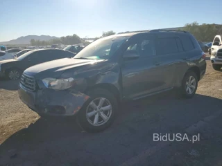 TOYOTA HIGHLANDER SE