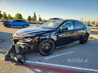 TOYOTA CAMRY XSE