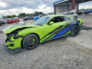FORD MUSTANG GT