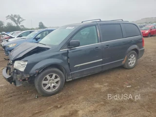CHRYSLER TOWN & COUNTRY TOURING