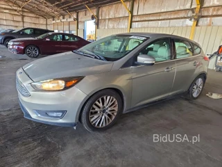 FORD FOCUS TITANIUM
