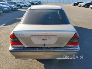 MERCEDES-BENZ C 280