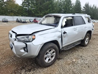 TOYOTA 4RUNNER SR5