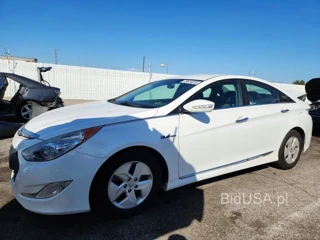 HYUNDAI SONATA HYBRID